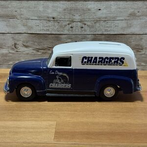 Vintage San Diego Chargers Die Cast Bank w/key 1995 ERTL Replica 1951 Panel Van